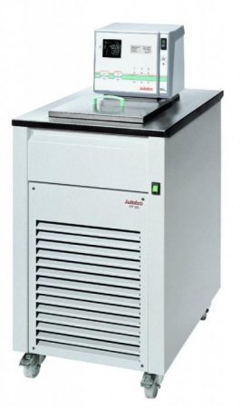 ��������� ����������� Julabo FP90-SL, ����� ����� 22 �, �������� ���������� ��� 0�C - 1,7 ���